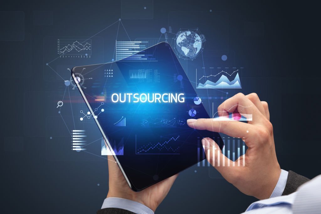 The Benefits of Outsourcing: How It Can Optimize Your Business